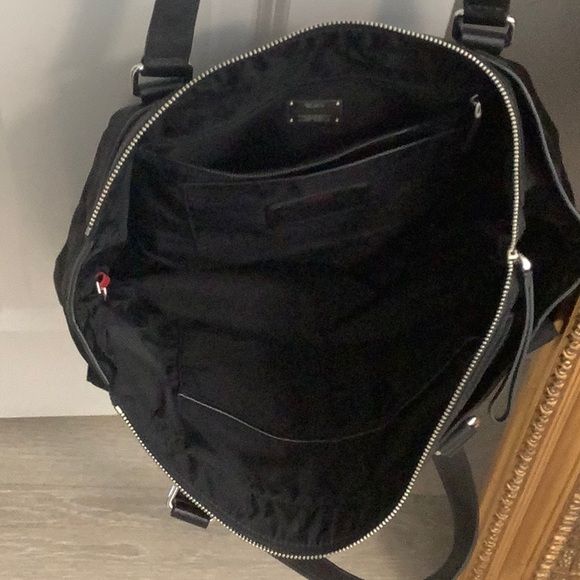 Tumi Cortina series Travel Bag - Picture 4 of 9